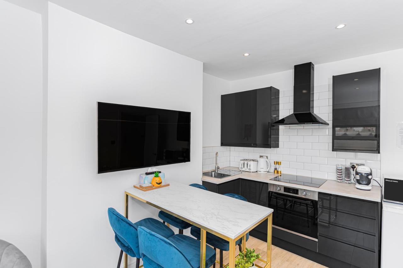 Modern 3 And 2 Bedroom Apartment In Maida Vale 伦敦 外观 照片