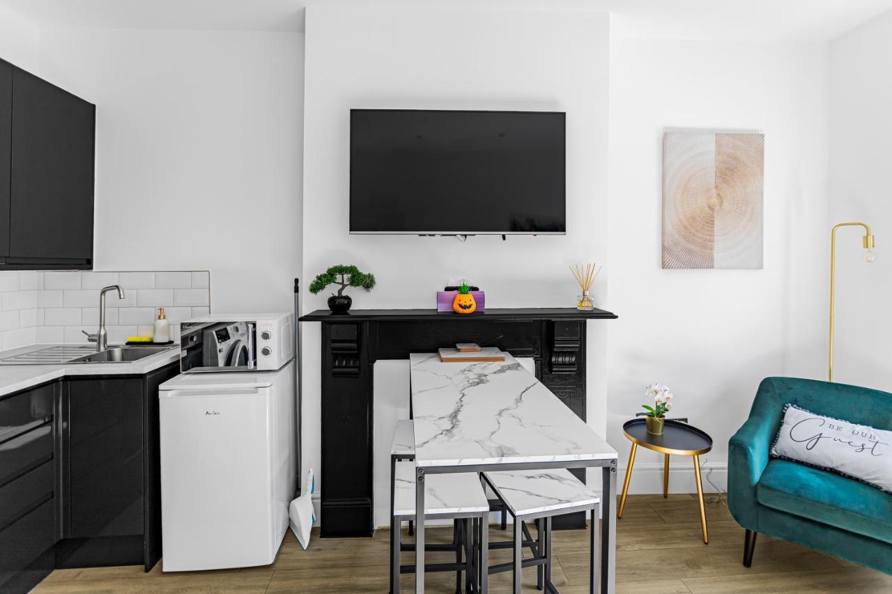 Modern 3 And 2 Bedroom Apartment In Maida Vale 伦敦 外观 照片