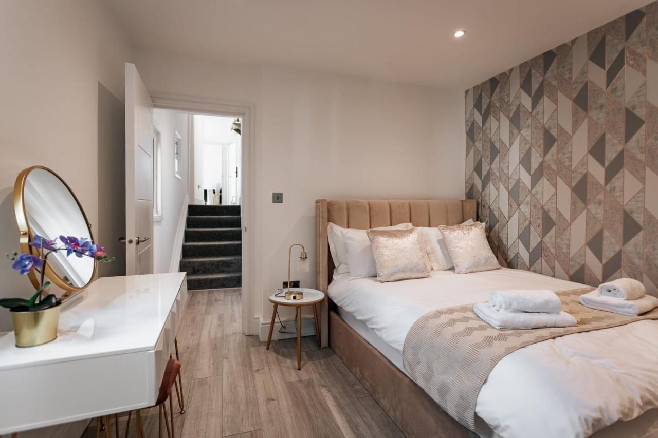 Modern 3 And 2 Bedroom Apartment In Maida Vale 伦敦 外观 照片