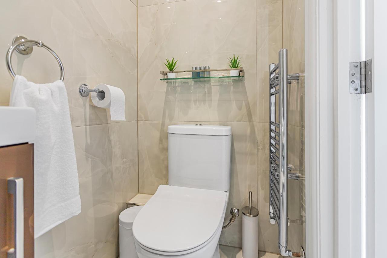Modern 3 And 2 Bedroom Apartment In Maida Vale 伦敦 外观 照片